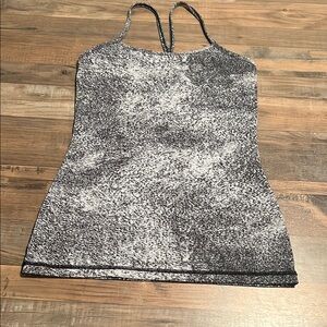 LNWOT Lululemon Power Y tank